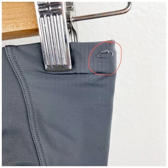 Lululemon Uncovered‎ Strength High-Rise Crop 23" in Graphite Grey Size 4 - Picture 12 of 13